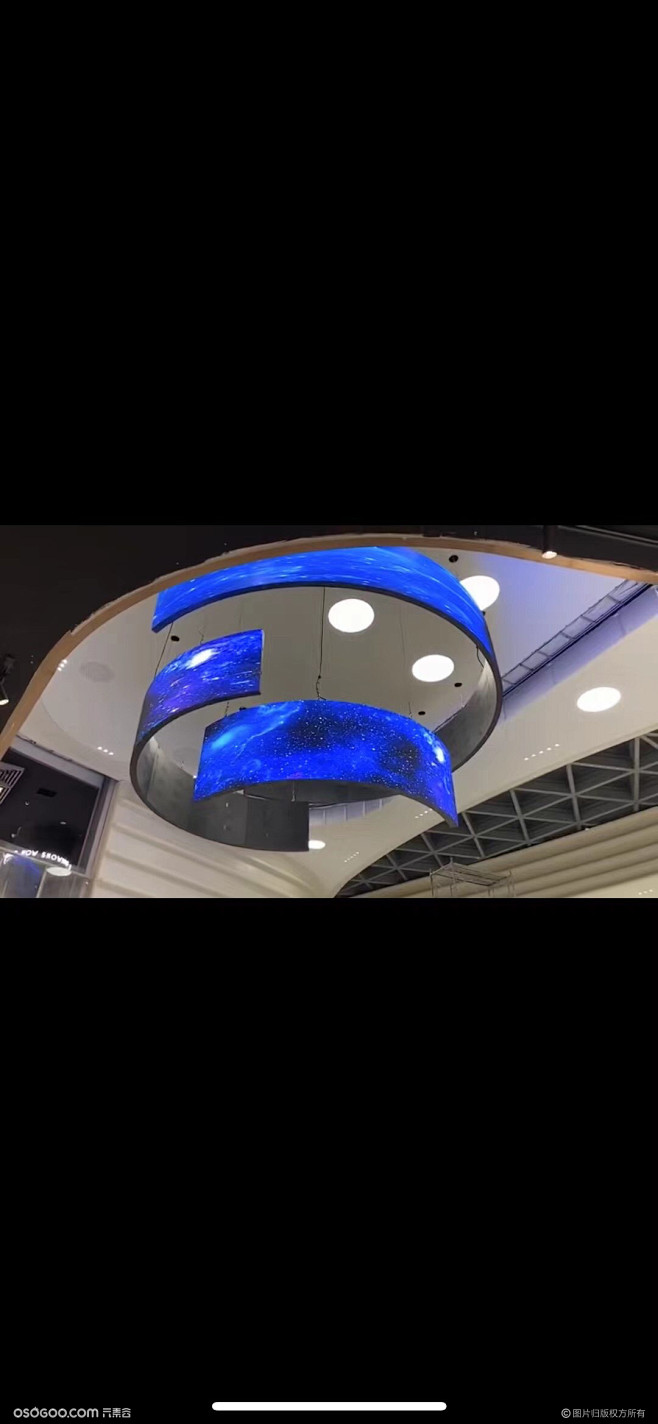 创意无限 LED异形屏的视觉盛宴——从波浪屏到飘带屏的柔性软模组技术解析