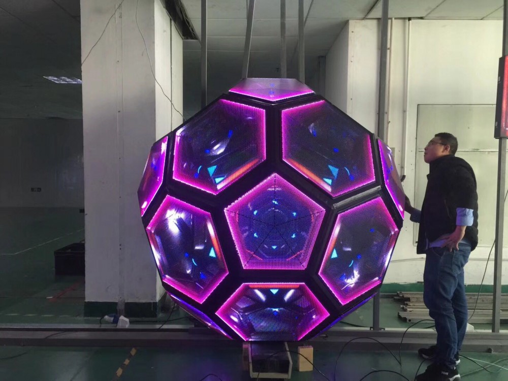 彩能光电 点亮创意空间，定制酒吧专属LED异形屏